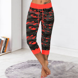 Pantalon capris à cordon de serrage et imprimé camouflage