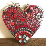 Grande décoration de coeur de mosaïque de jardin