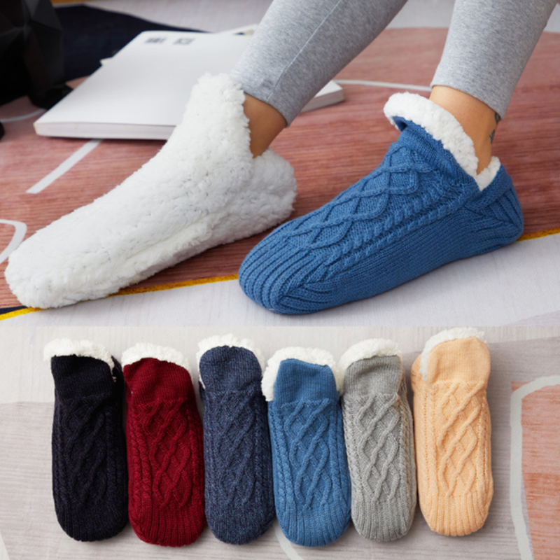 Chaussettes moelleuses à bouche en V